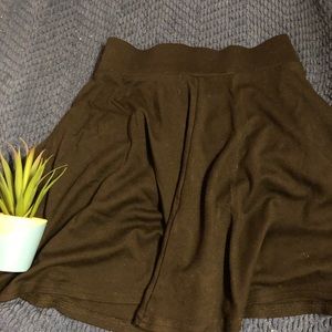 H&M BLACK SKATER SKIRT